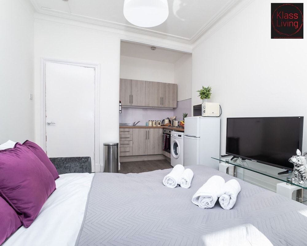undefined One Bedroom Apartment by Klass Living Serviced Accommodation Rutherglen - Crossroads Apartment With WiFi and Parking 4