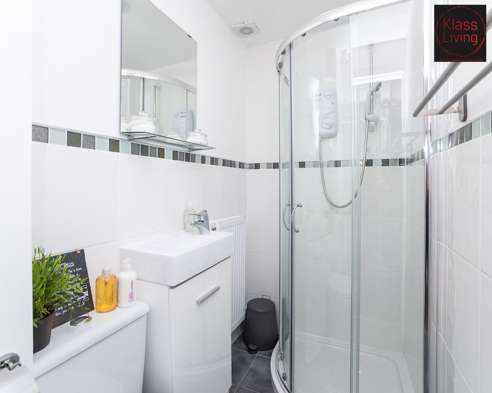 undefined One Bedroom Apartment by Klass Living Serviced Accommodation Rutherglen - Crossroads Apartment With WiFi and Parking 10