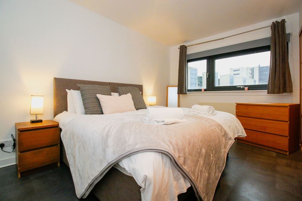 undefined Lancefield Quay Hydro Apartments