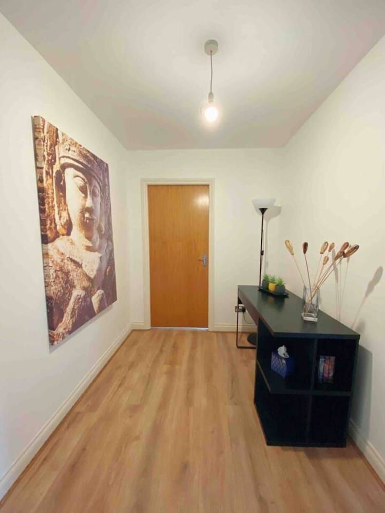 The OVO Hydro Penthouse With Free Parking Apartment 2