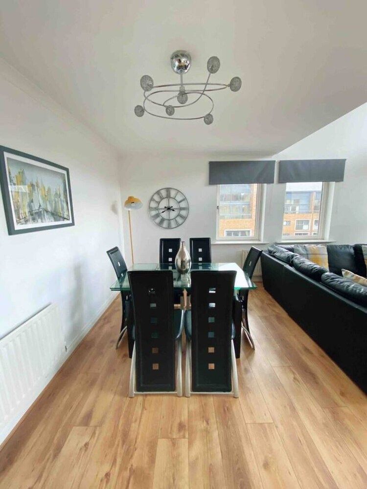 The OVO Hydro Penthouse With Free Parking Apartment 8