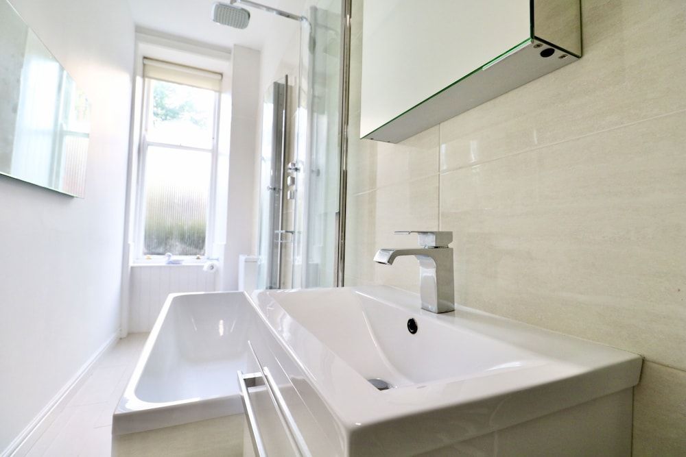 Period Deco flat in west end Apartment 30