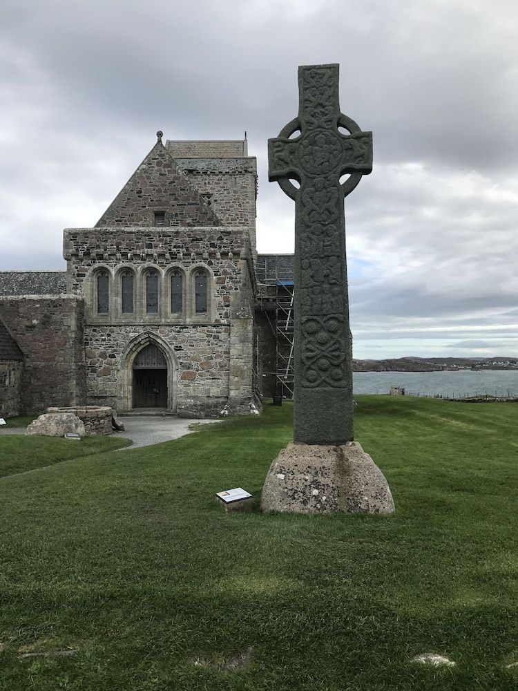 undefined West Highland Way Hotel & Campsite 6