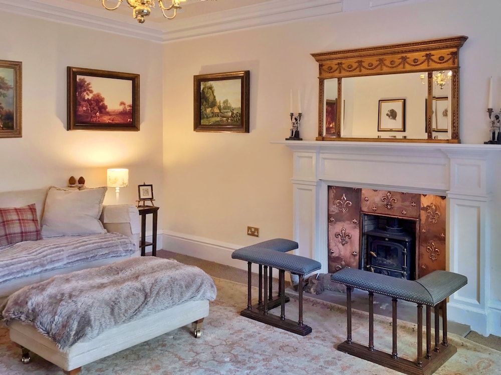 West Highland Way Hotel & Campsite Deluxe Double or Twin Room, 3 Bedrooms, Garden View 4