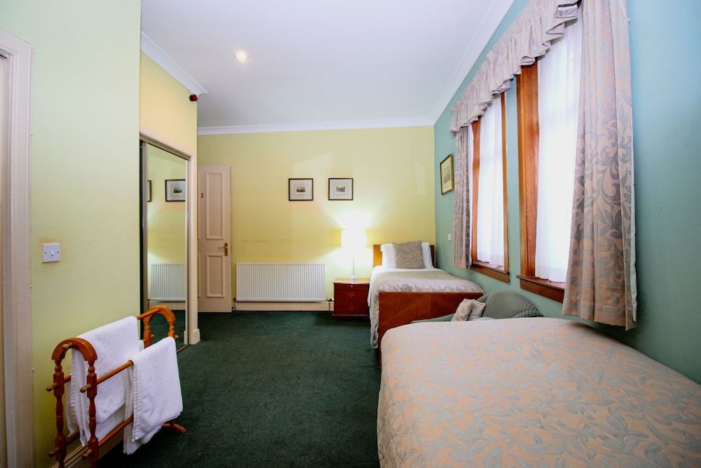 undefined Glasgow Guest House 8