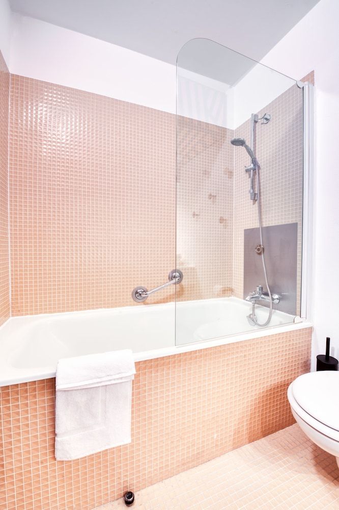 Cowool Grenoble Family Studio 5