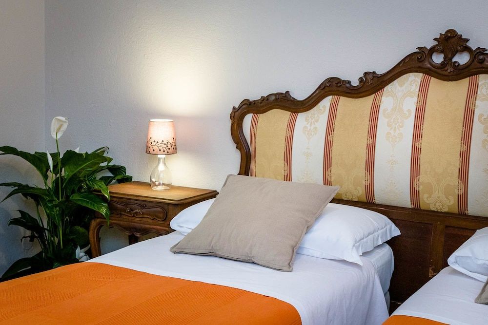Twin Room, 2 Twin Beds (DORIA Private External bathroom)