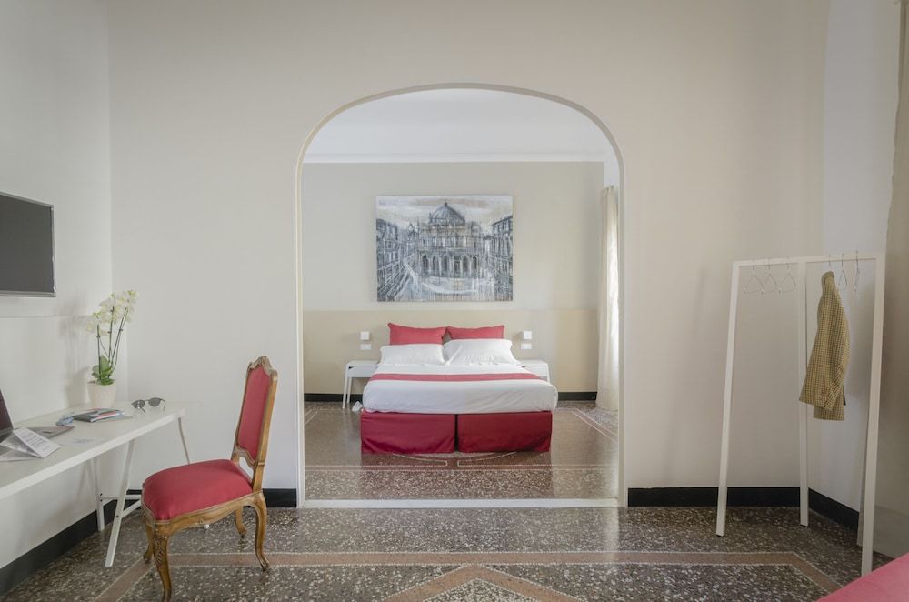Quadruple Room, Courtyard View