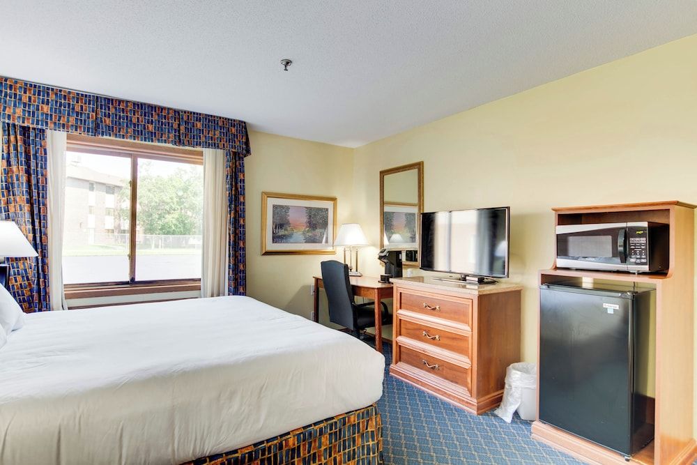 The Hotel Bemidji Basic Double Room, 1 Queen Bed, Non Smoking