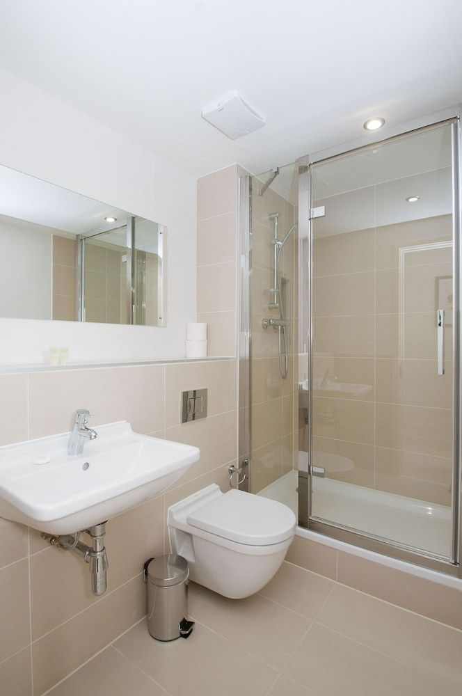 Cleyro Serviced Apartments-Finzels Reach Superior Apartment, 2 Bedrooms 17