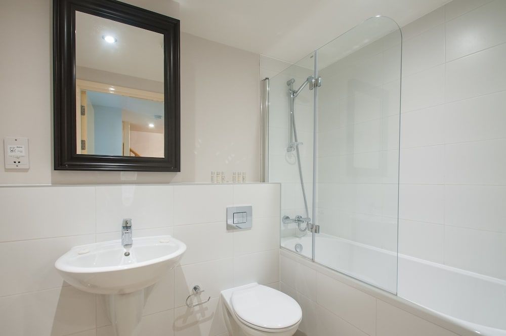 Cleyro Serviced Apartments-Finzels Reach Two bedroom Duplex 6