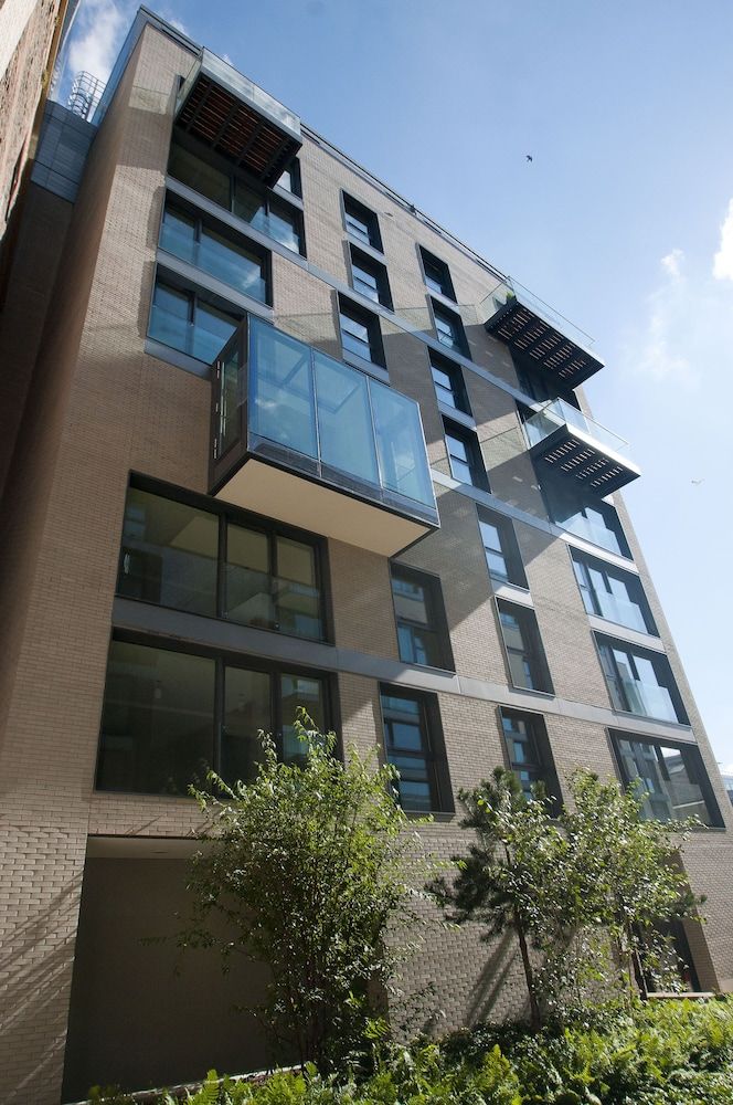 undefined Cleyro Serviced Apartments-Finzels Reach 6