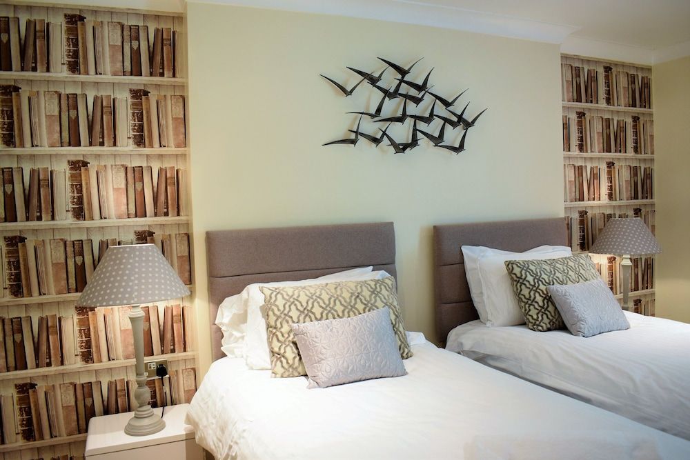 undefined Meridian Place - yourapartment 5