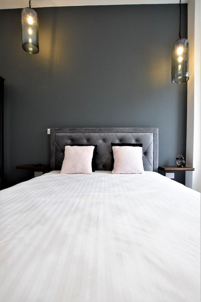 undefined The Hubert - Your Apartment 3