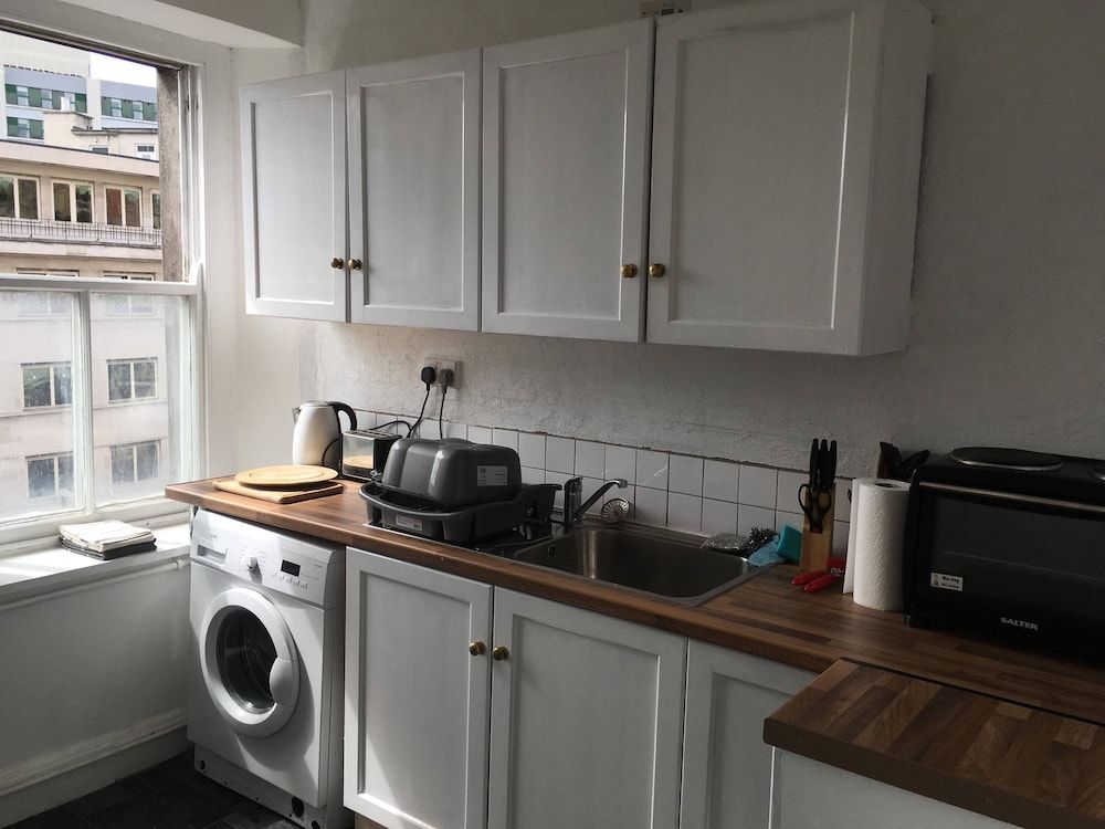 St Nicholas Street Apartment Apartment, 6 Bedrooms 20