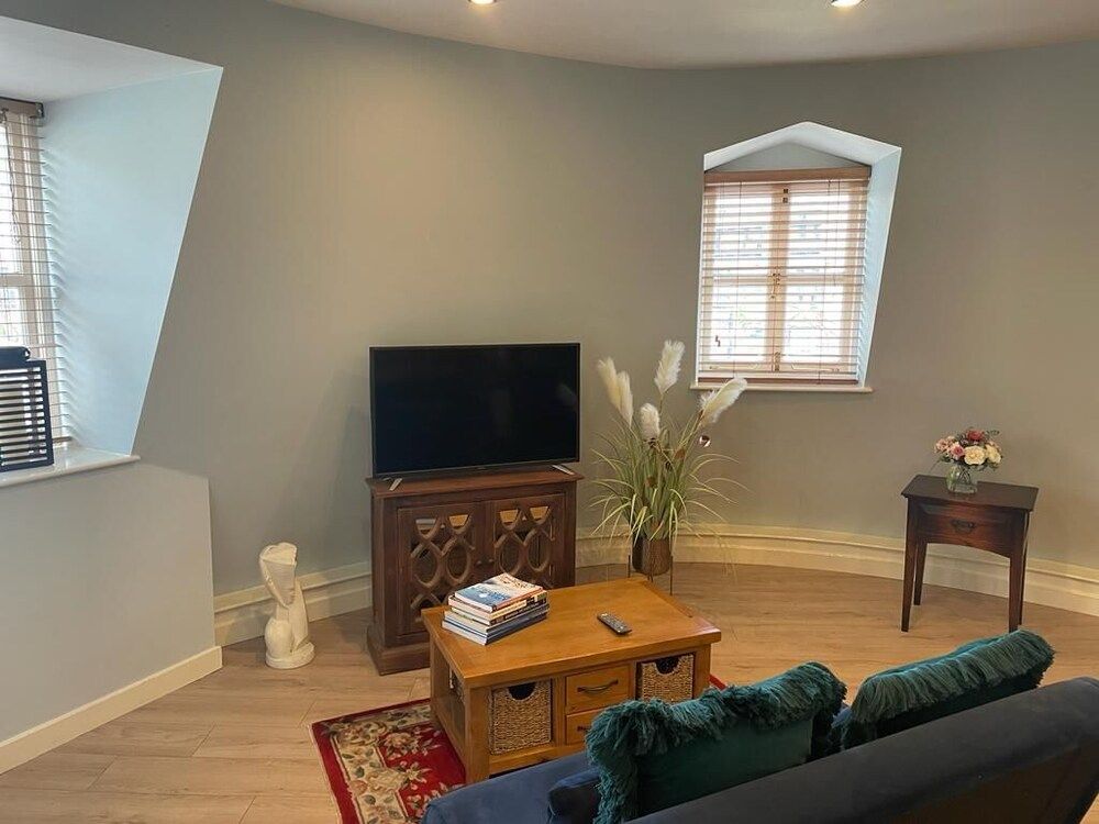 undefined Lovely 1 Bed Apartment In The Centre Of The City 10