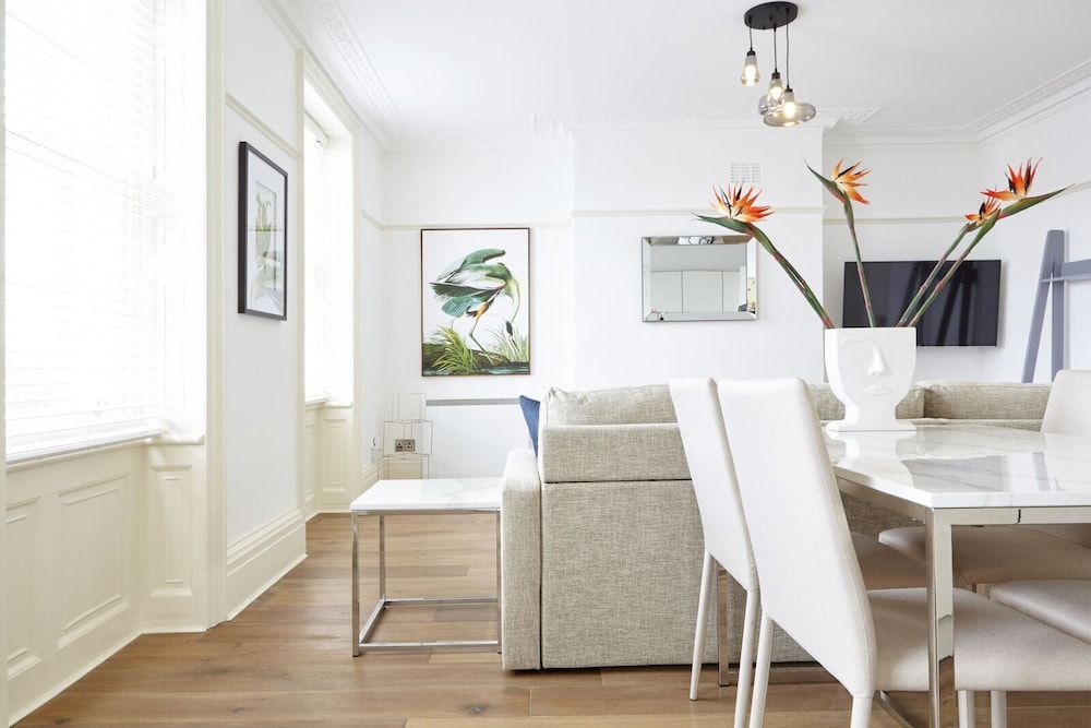 11 Redcliffe Parade Classic Apartment 7