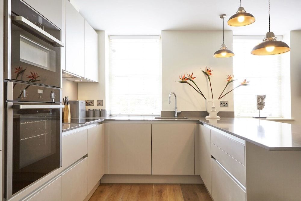 11 Redcliffe Parade Premium Apartment 15