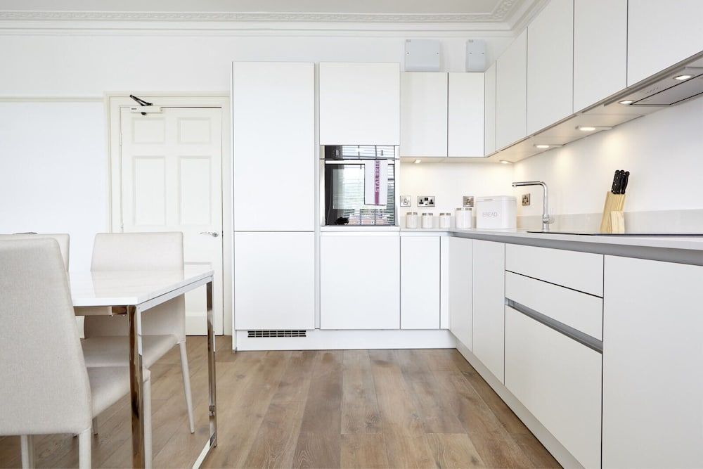 11 Redcliffe Parade Classic Apartment 6