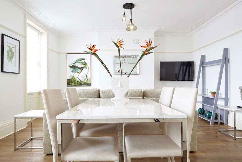 11 Redcliffe Parade Classic Apartment 8
