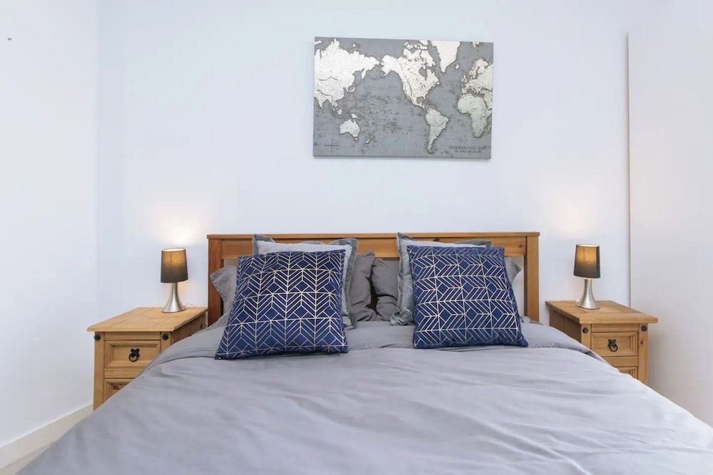 undefined Stylish & Cosy 2BD Flat - Old Market 7