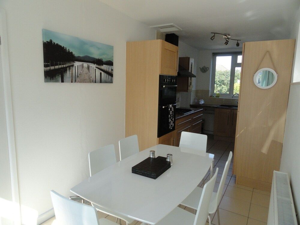 Filton House 4 Bedroom House 12