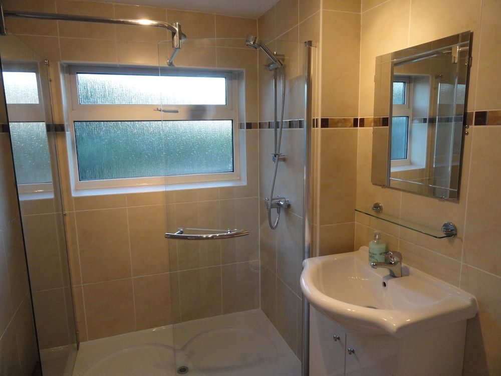 Filton House 4 Bedroom House 22