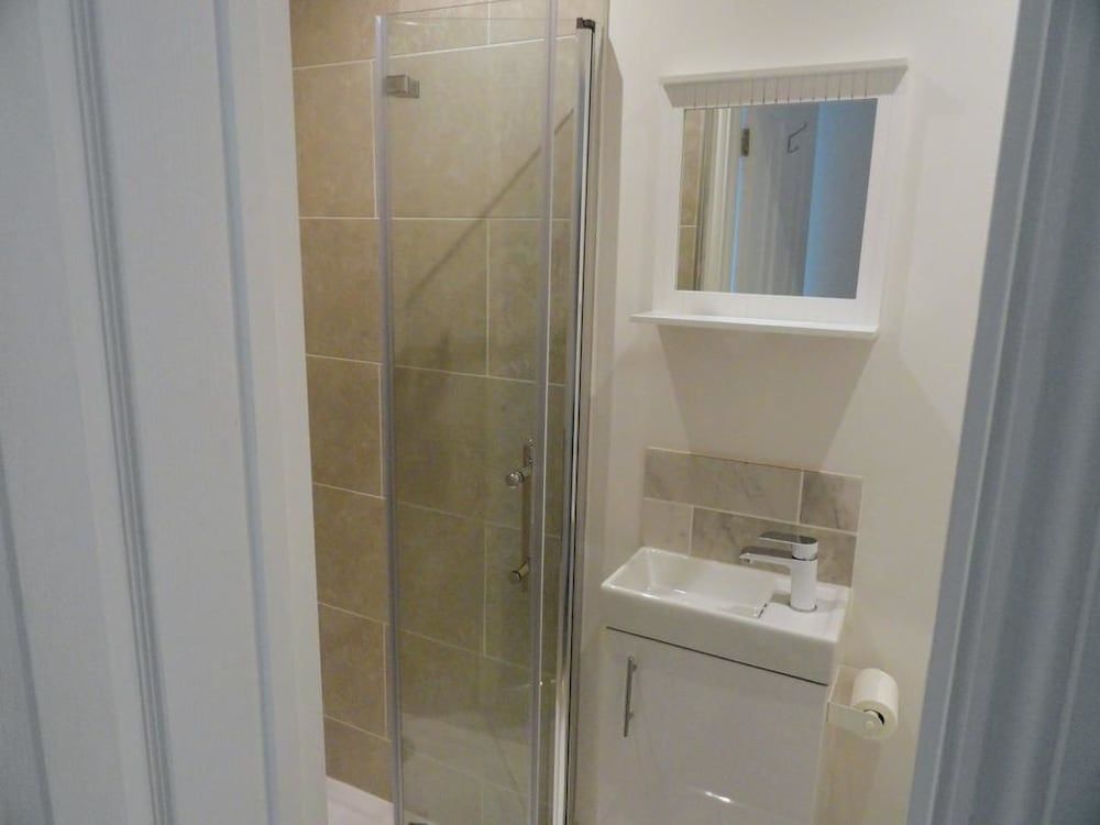 Bell Hill House Three Bedroom House 18