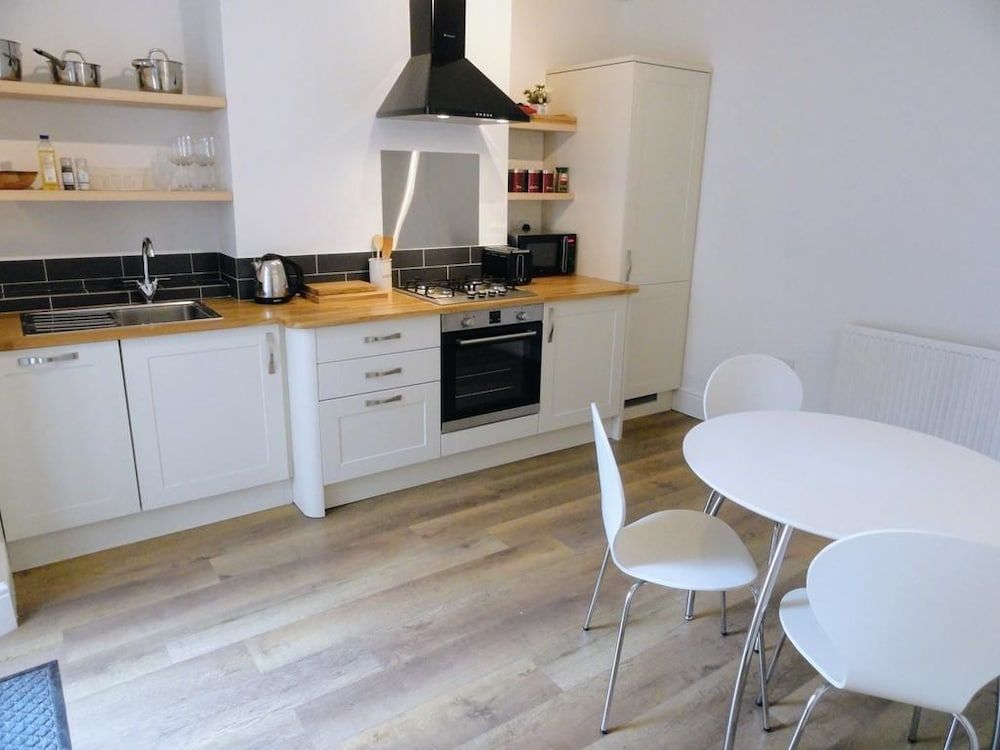 undefined Bell Hill House