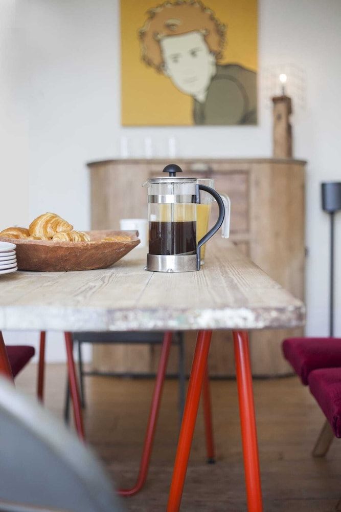 undefined Higgihaus at Hampton Whole House 6 Bed 6