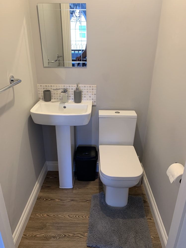 The Ibrox Lodge Basic Double Room 3