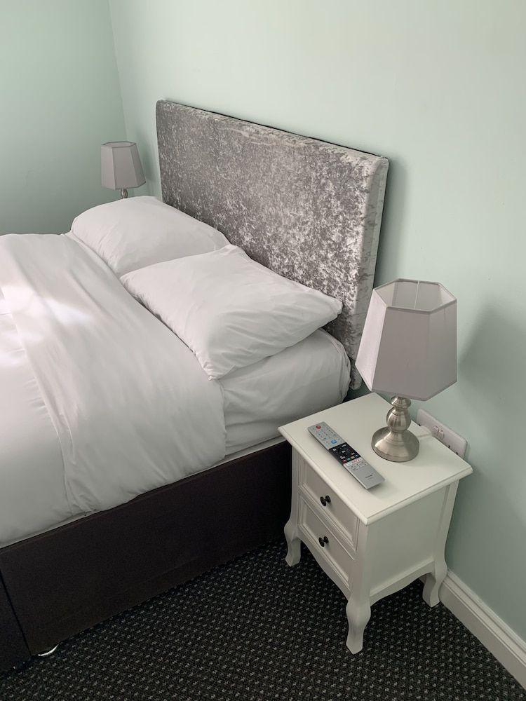 undefined The Ibrox Lodge 2