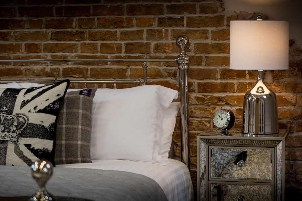 Darlington Arms The Loft Room 11