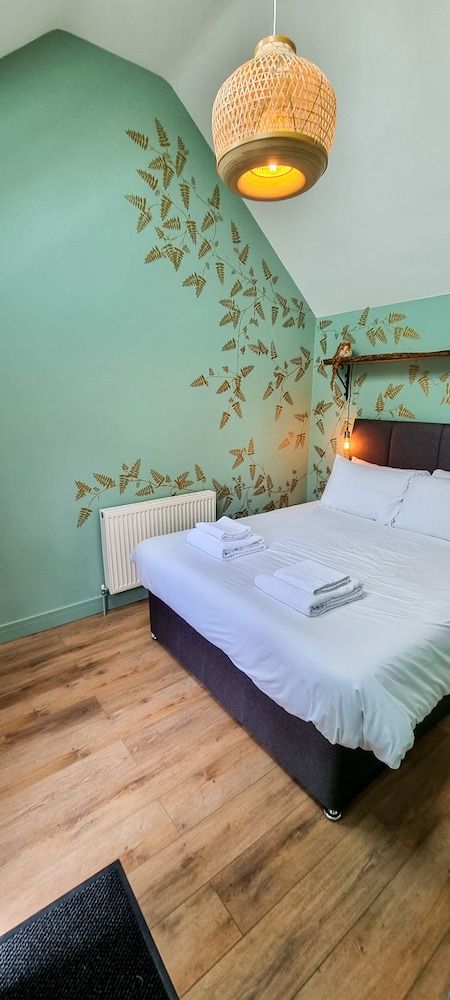Ring O Bells Hinton Blewett Double Room, Accessible, Ensuite 9