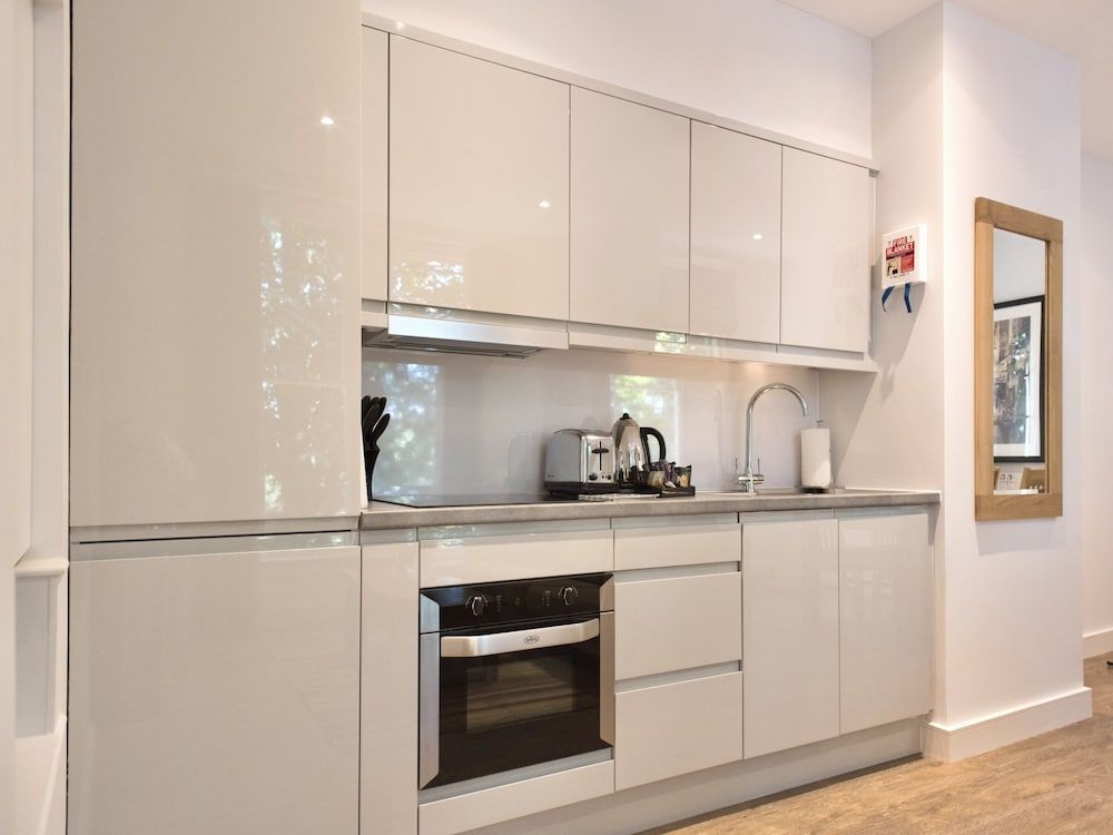 Your Space Apartments - Jubilee House Superior Apartment, 1 Bedroom 6