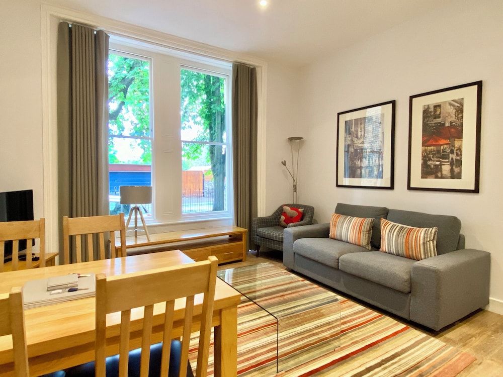 undefined Your Space Apartments - Jubilee House 3