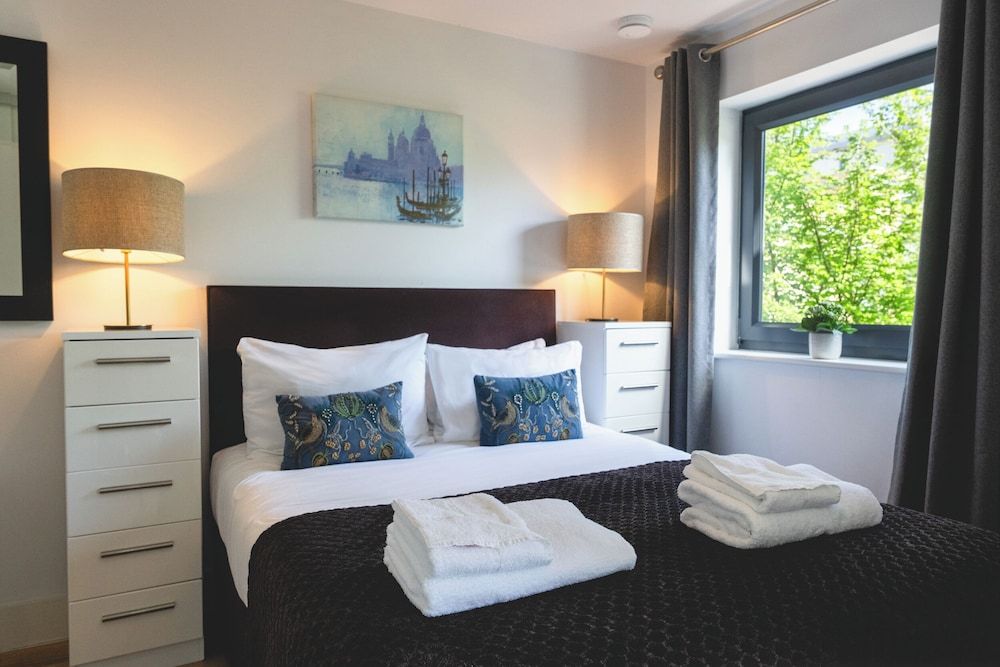 undefined Your Space Apartments - Eden House 8