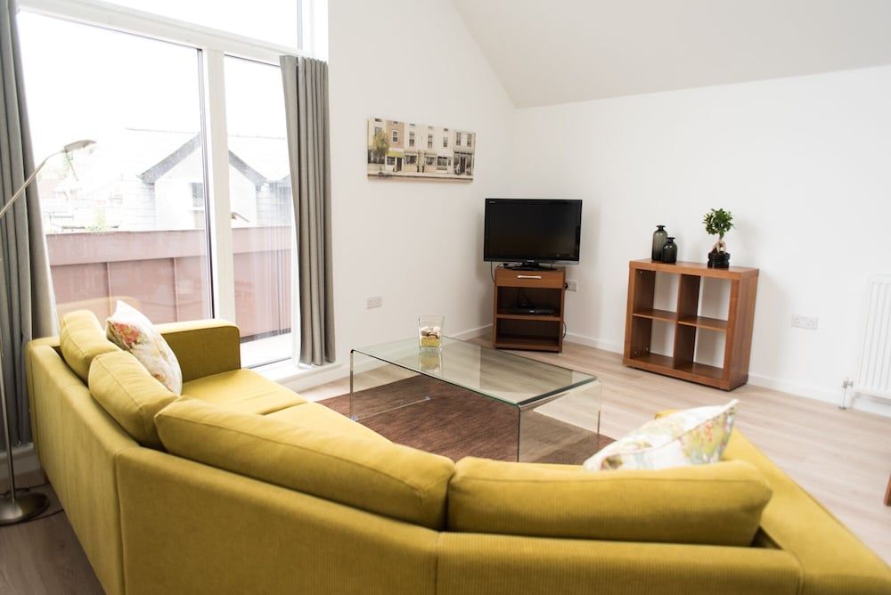 undefined Your Space Apartments - Nelson Court 8