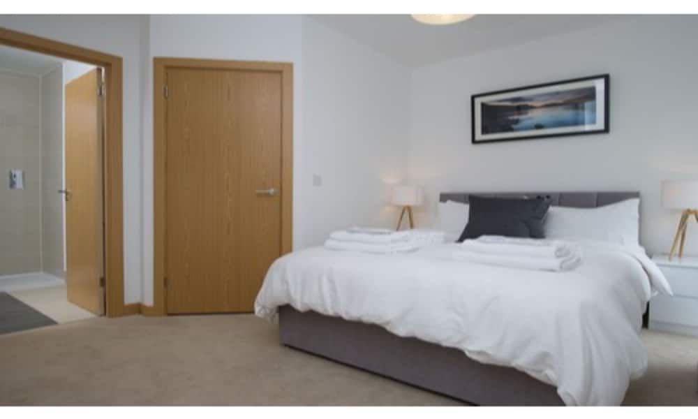 undefined Tailored Stays - Executive Town House 7