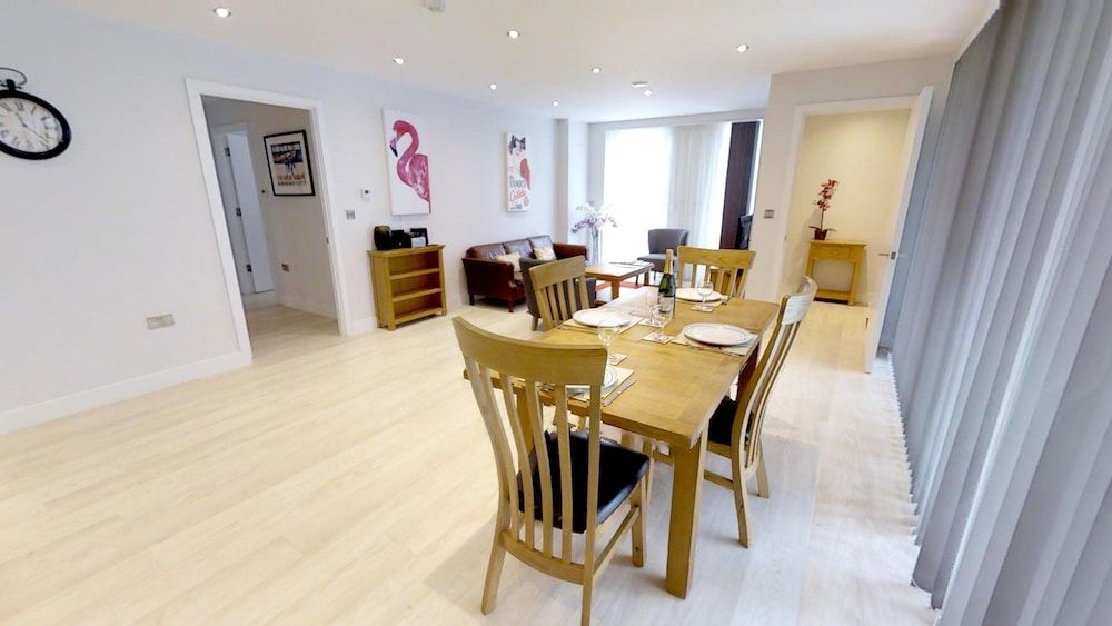 undefined Signet Apartments-Vesta 7