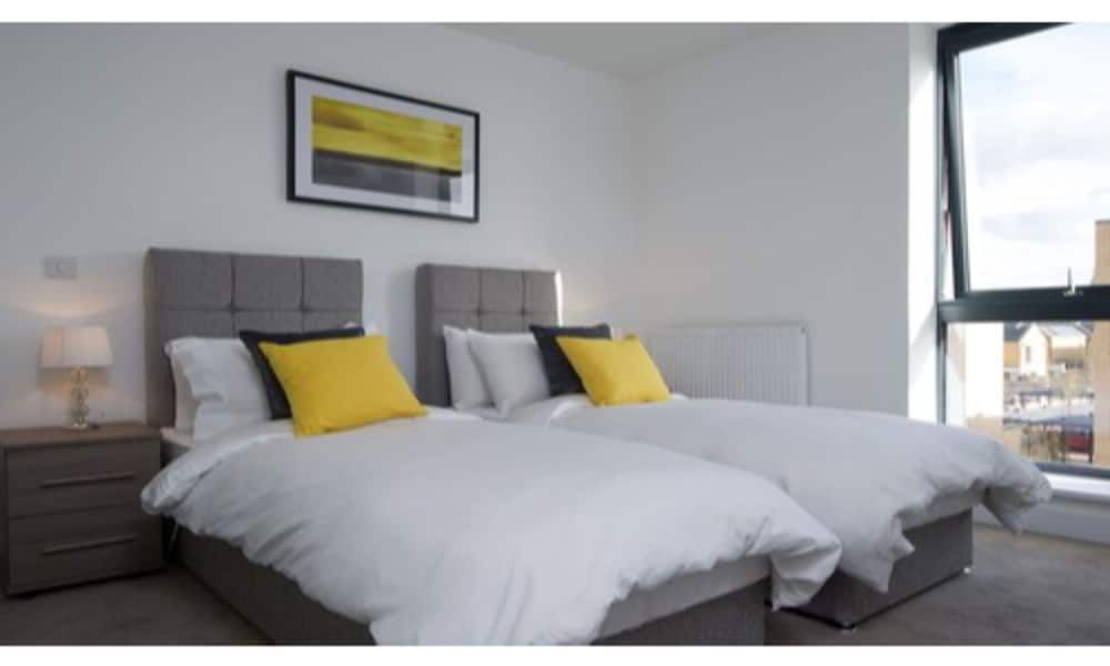 undefined Tailored Stays - De Havilland House