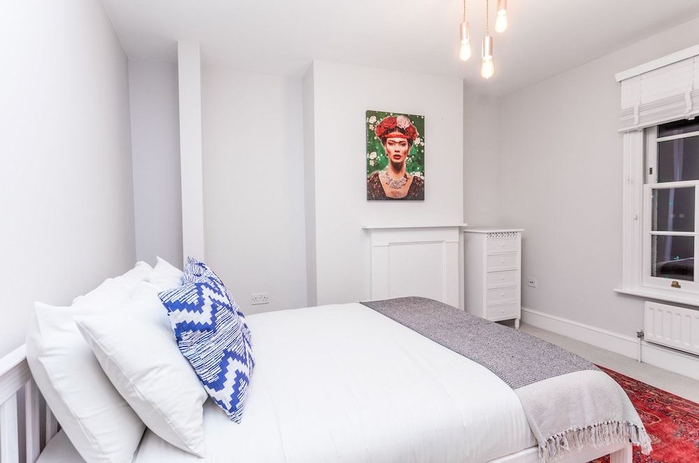 undefined The Modern Classic - Contemporary & Elegant 3bdr Home 5