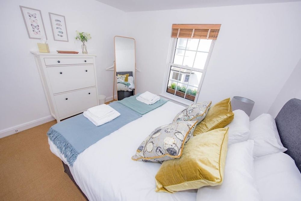 undefined The City on your Doorstep