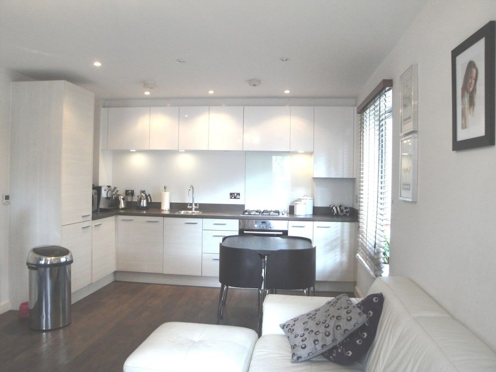 undefined Kings Apartment 6