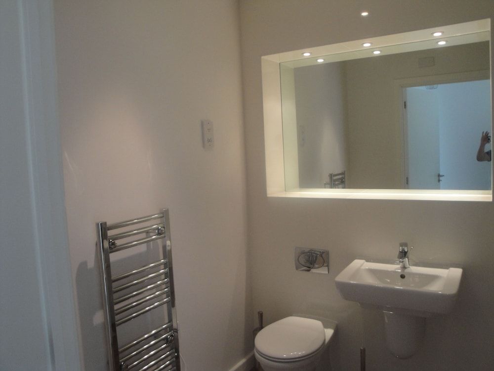 undefined Kings Apartment 8