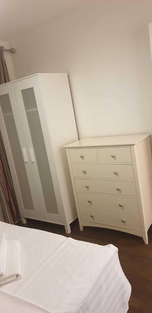 undefined Kings Apartment 10