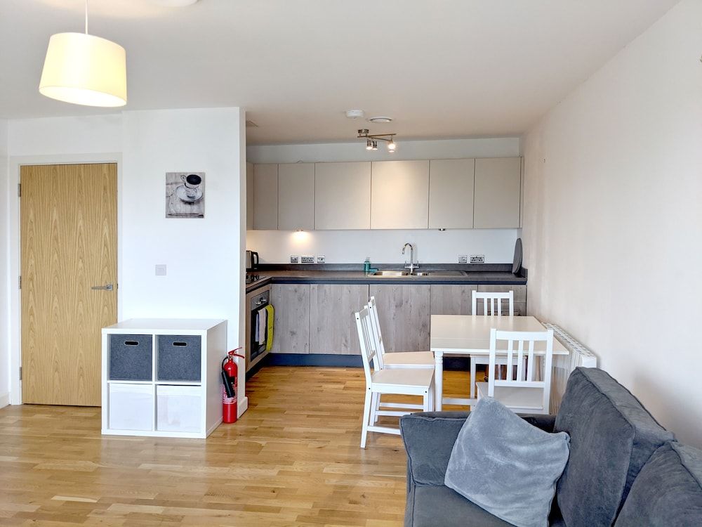 undefined Nidus Flat 3