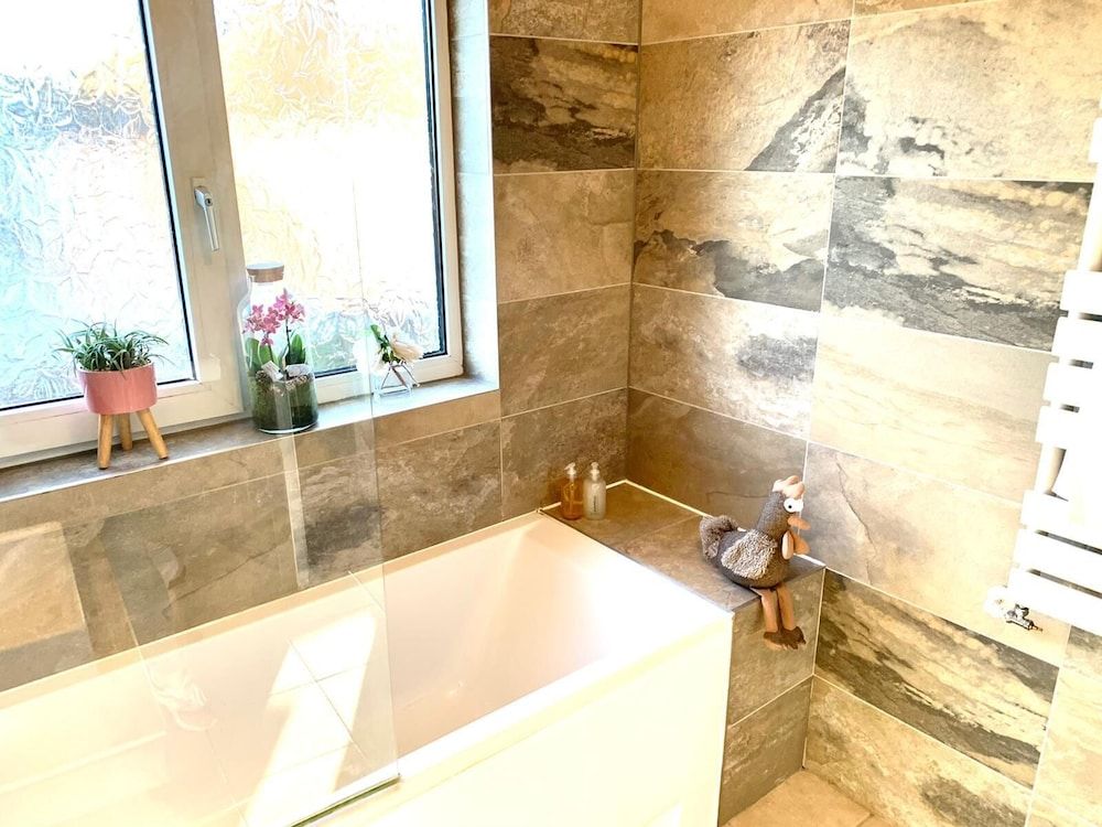 Netherhall Way Apartment, 3 Bedrooms 22