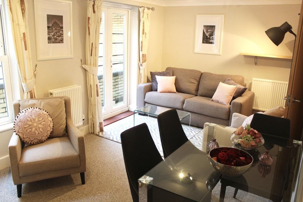 undefined Mathus Gardens - Two Bedroom Apartment 2