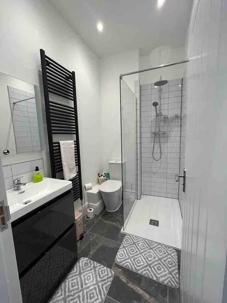 undefined Stunning 4-bed Apartment in Cambridge 10